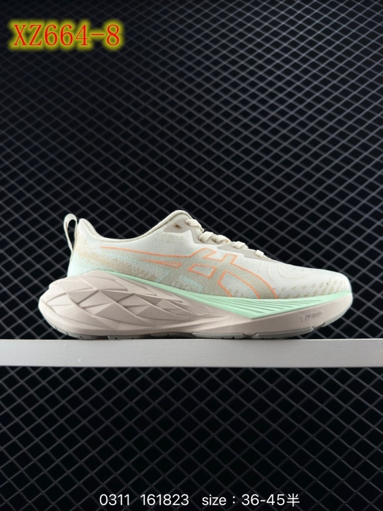 XZ664 Asics Novavlast 4
