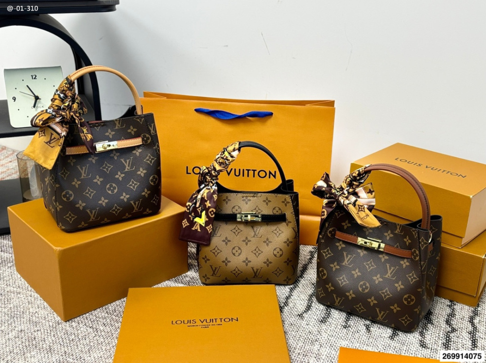 LV shoulder bag\/crossbody\/handbag