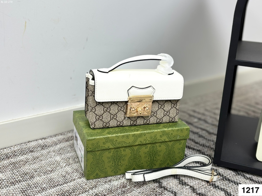 Gucci3 color single shoulder crossbody hand-held Moonlight Treasure Box small square bag