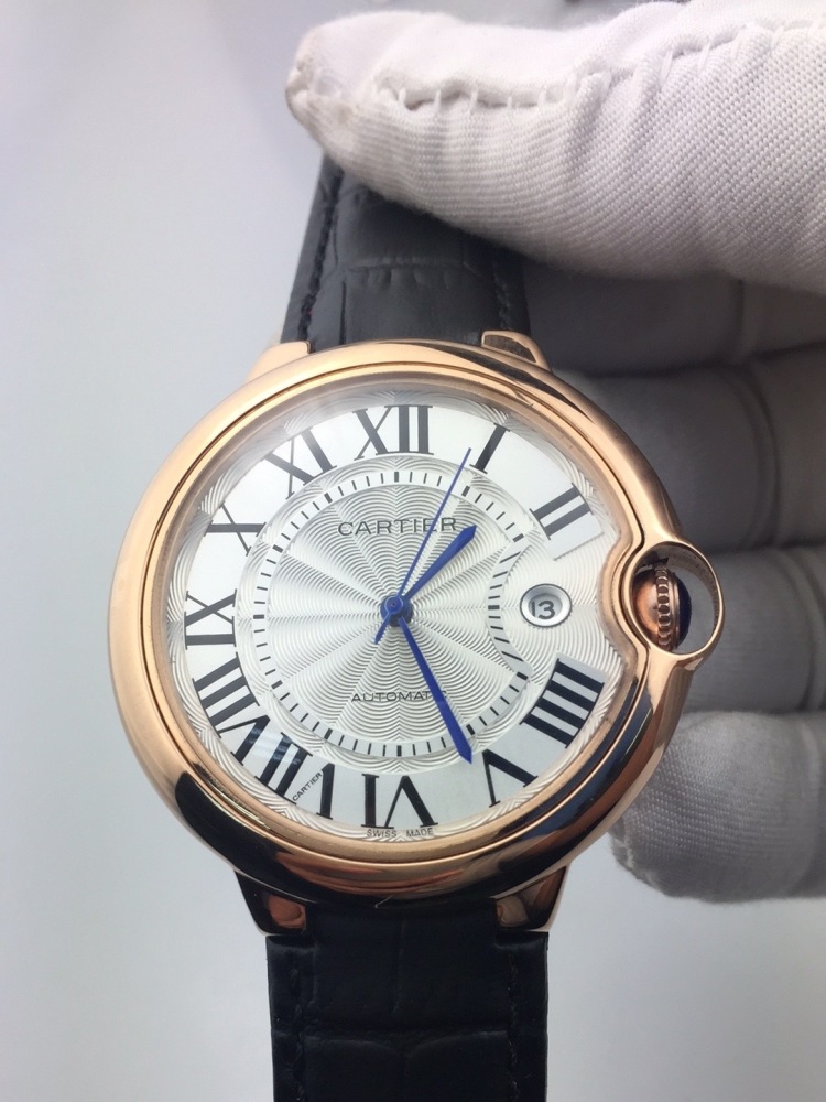 Cartier Men's high-quality watch with box