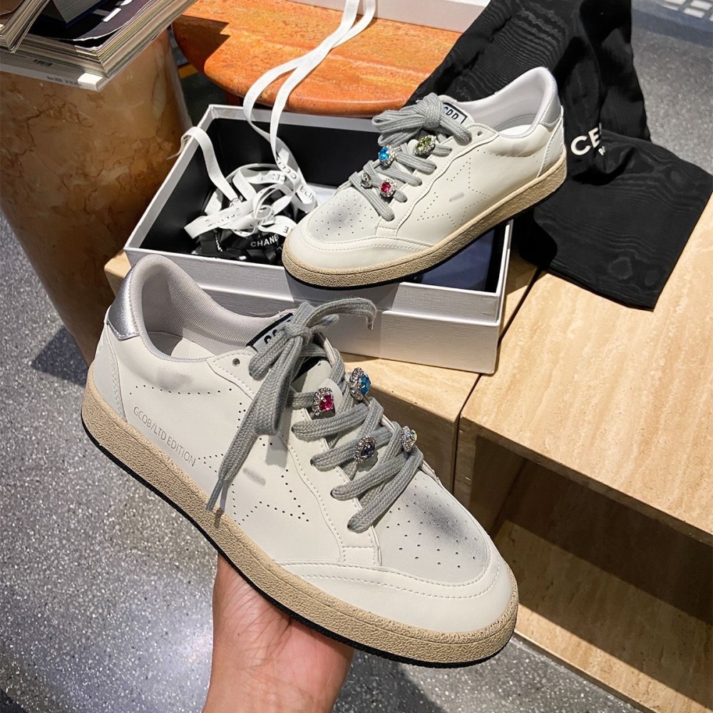 Genuine leather star-patterned white sneakers for women, autumn style, trendy flat, distressed, retro, dirty sneakers