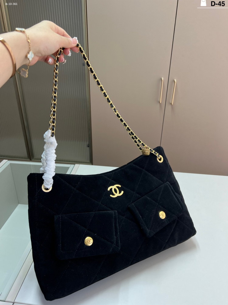 CHANEL suede shoulder tote chain bag