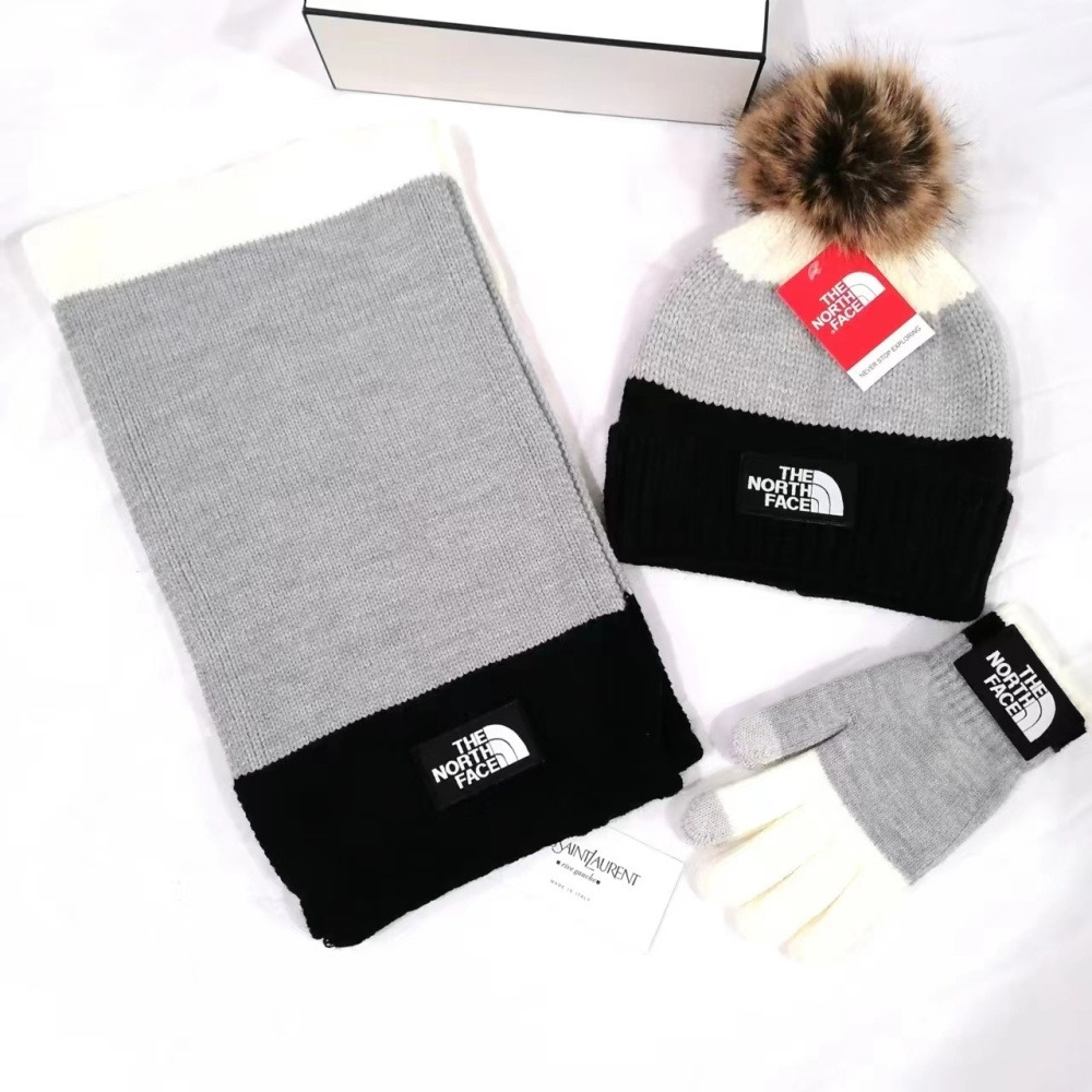 The North Face scarf + fleece-lined hat + gloves three-piece set