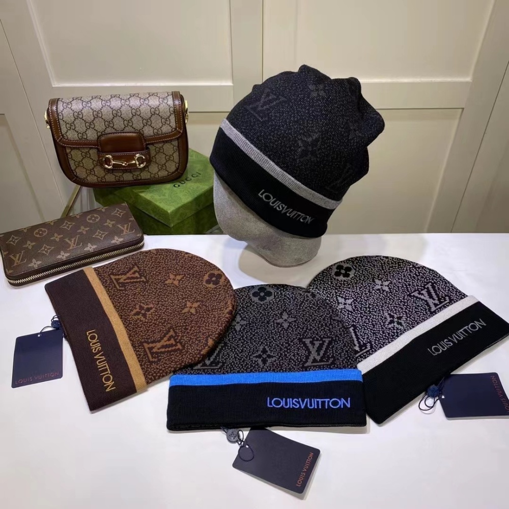 LV unisex warm casual knit hat