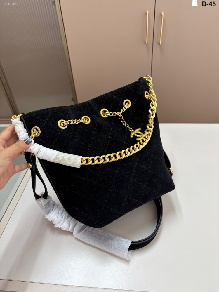 CHANEL suede bucket bag, single shoulder crossbody bag