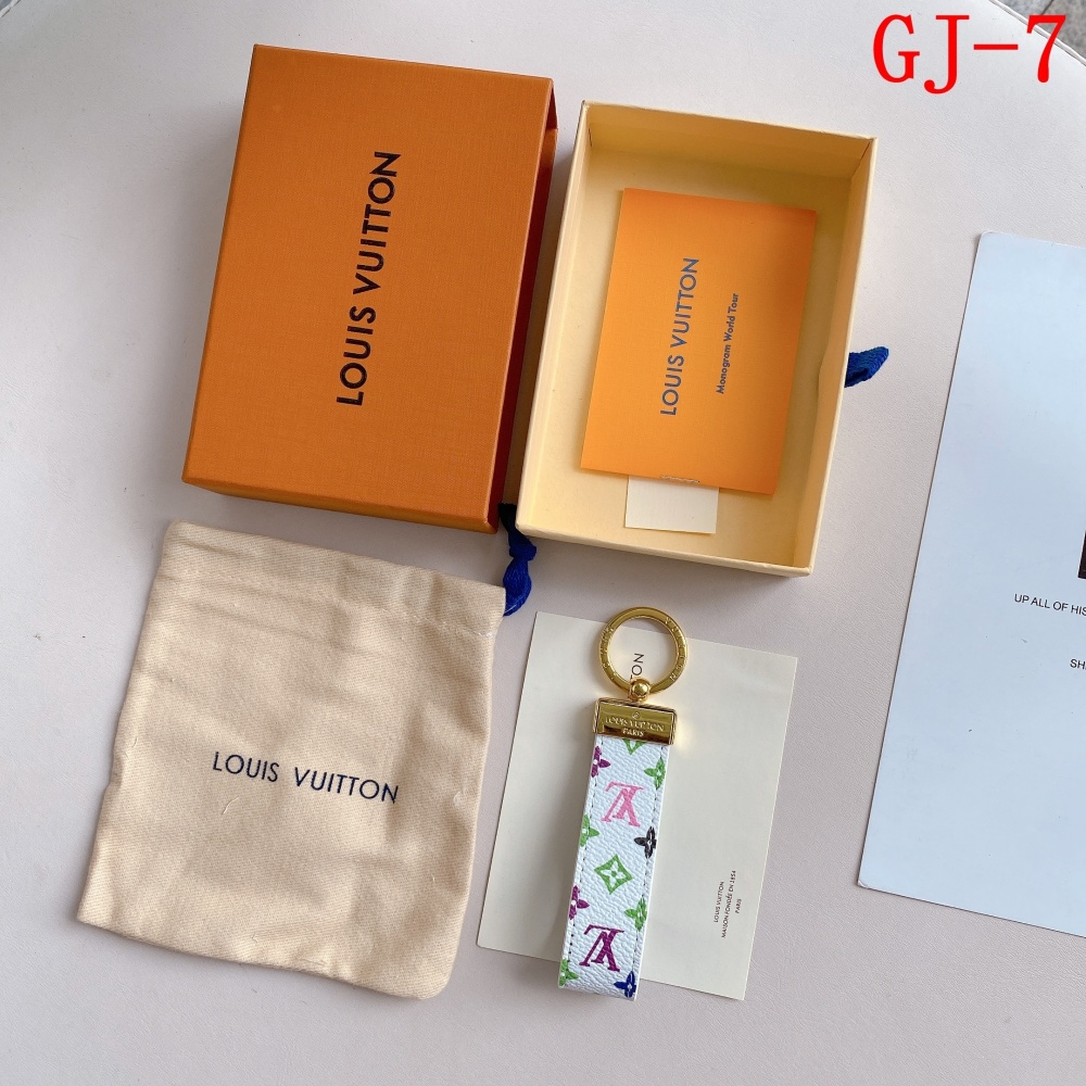 LV accessories 2