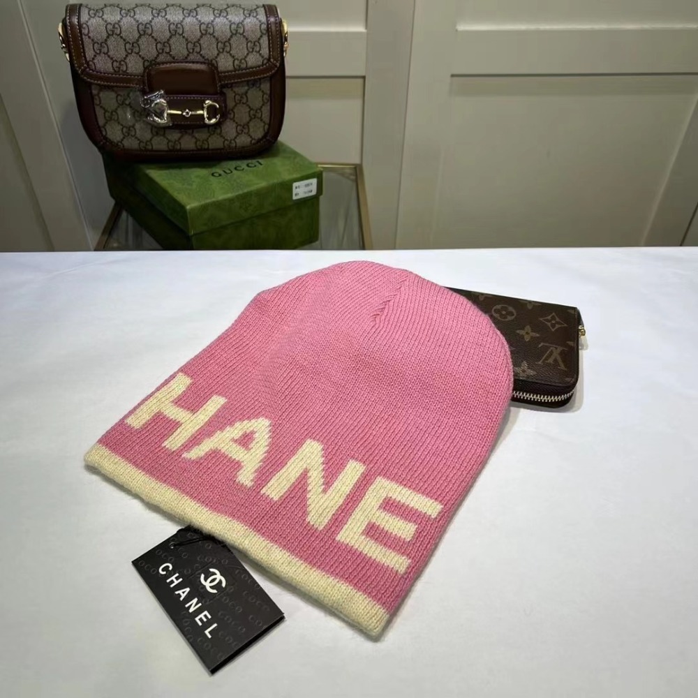 CHANEL Knitted Hat 4