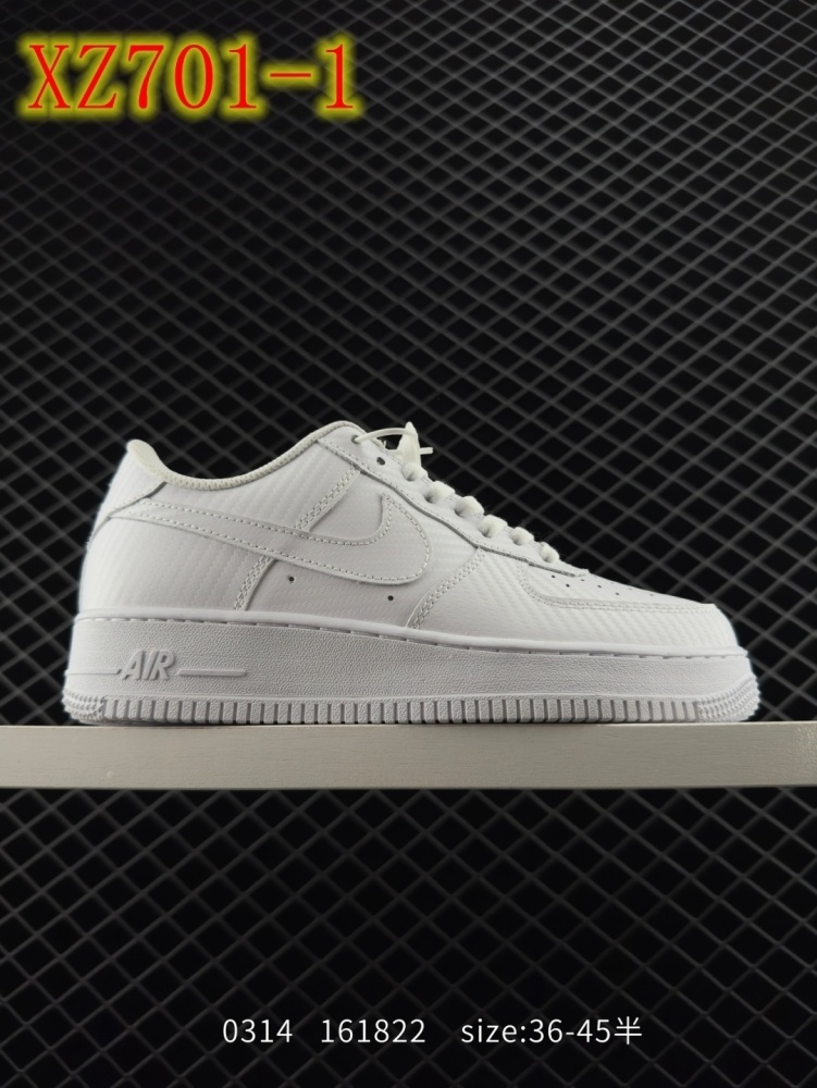 XZ701 Nike Air Force 1“07