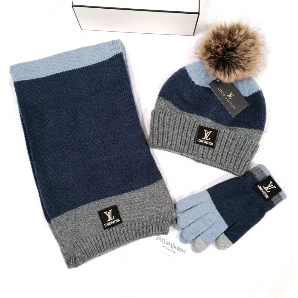 LV winter three-piece set (scarf + fleece-lined hat + gloves)