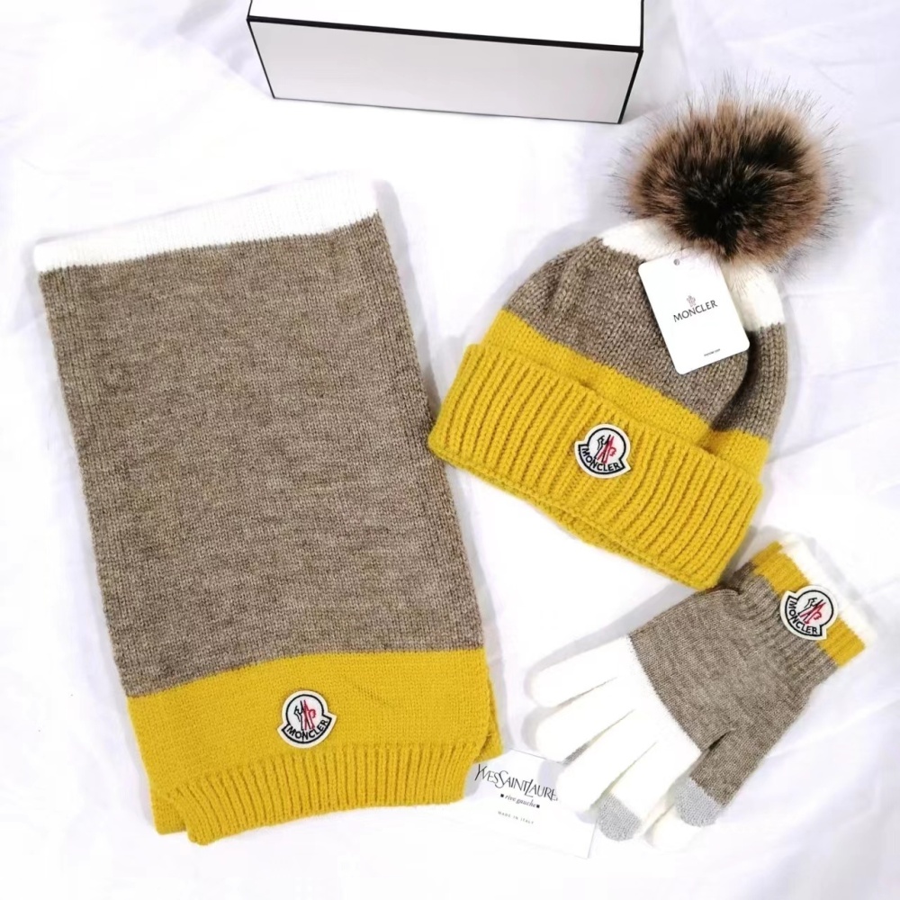 Moncler winter three-piece set (scarf + fleece-lined hat + gloves)