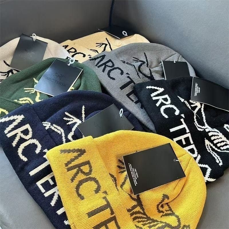 ARC'TERYX 7-color knitted hat