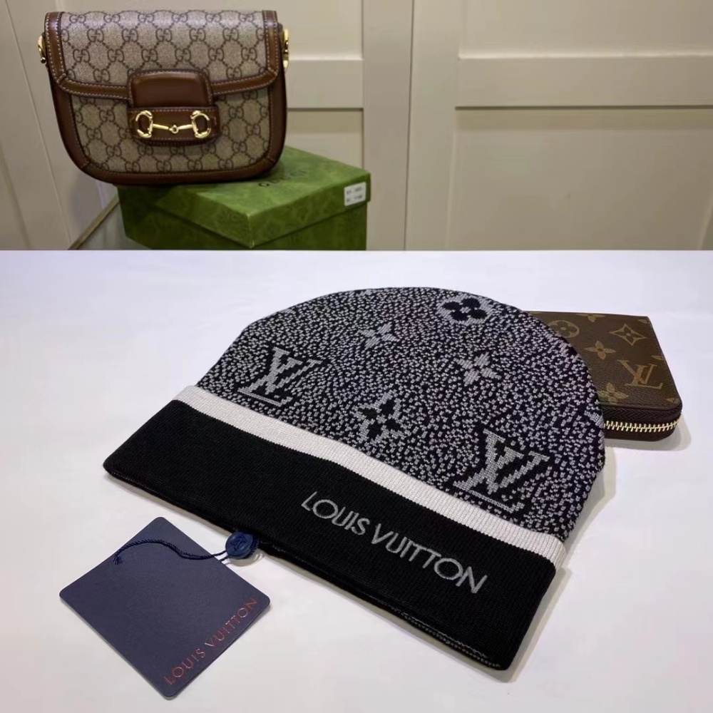 LV unisex warm casual knit hat