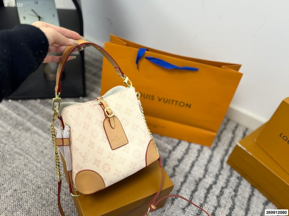 LV monogrammed shoulder bag, crossbody bag, and tote bucket bag (5 colors)