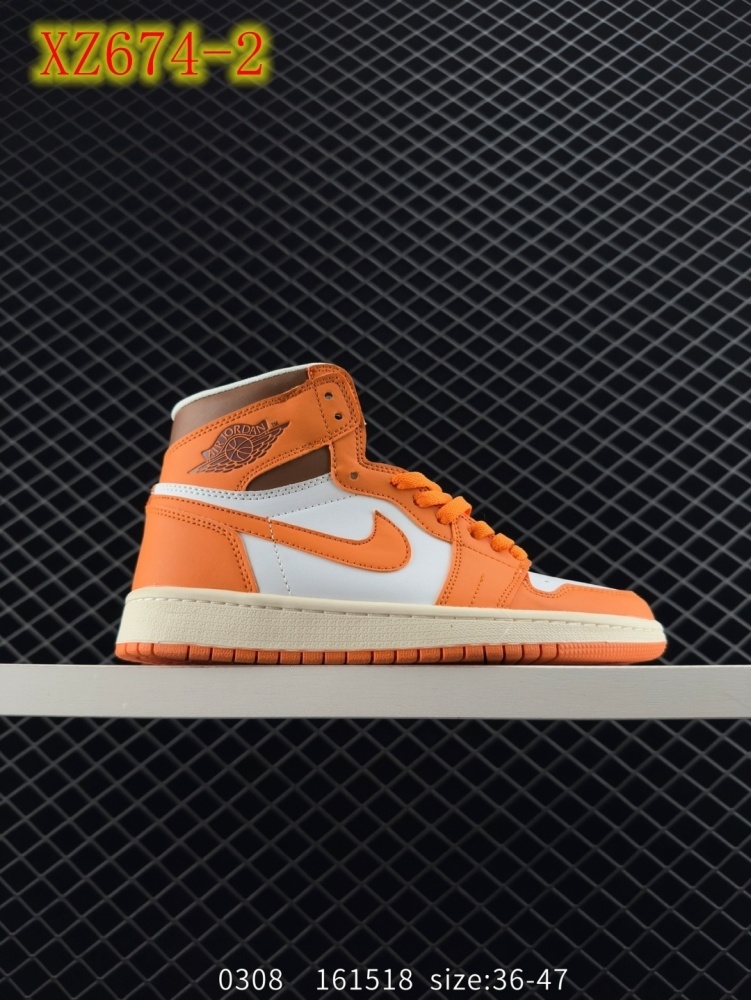 XZ674 NIKE Air Jordan 1 Retro High OG \"Black Toe\"""