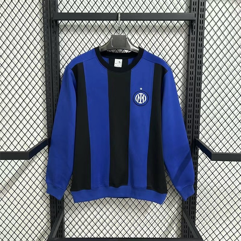 New retro Italian navy blue Inter Milan hoodless sweatshirt, football sports casual pullover sweatshirt, unisex, suitable for wearing outside.
