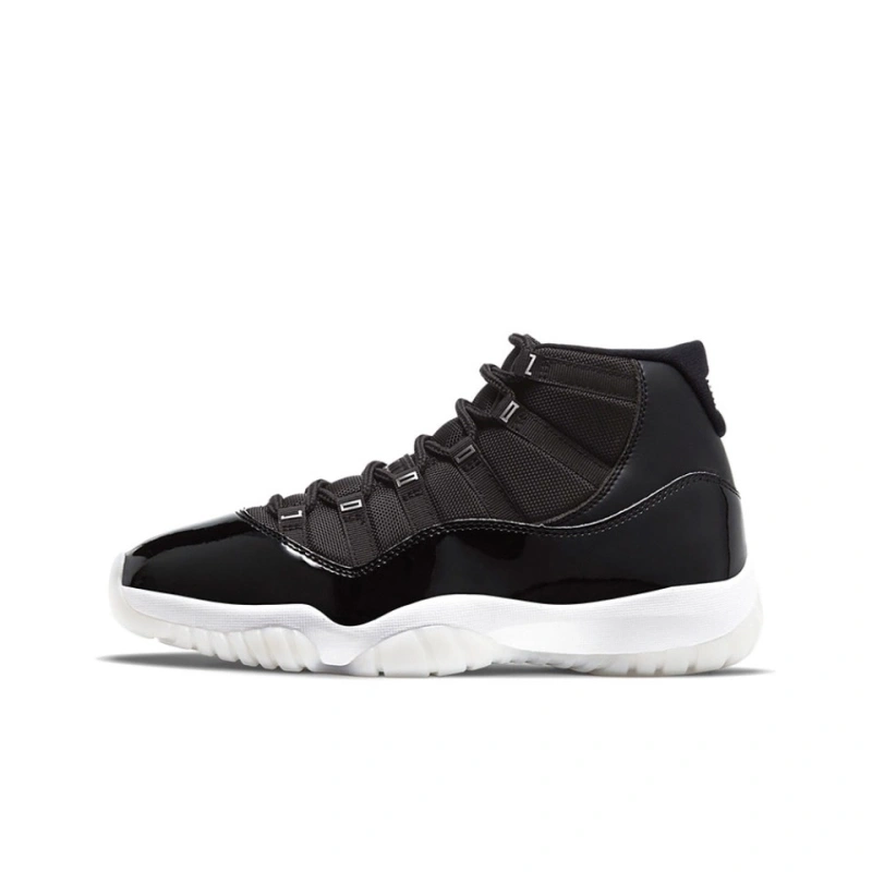 a 11 With shoe box nike