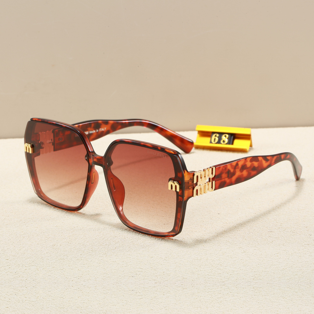 MIUMIU glasses with case 68