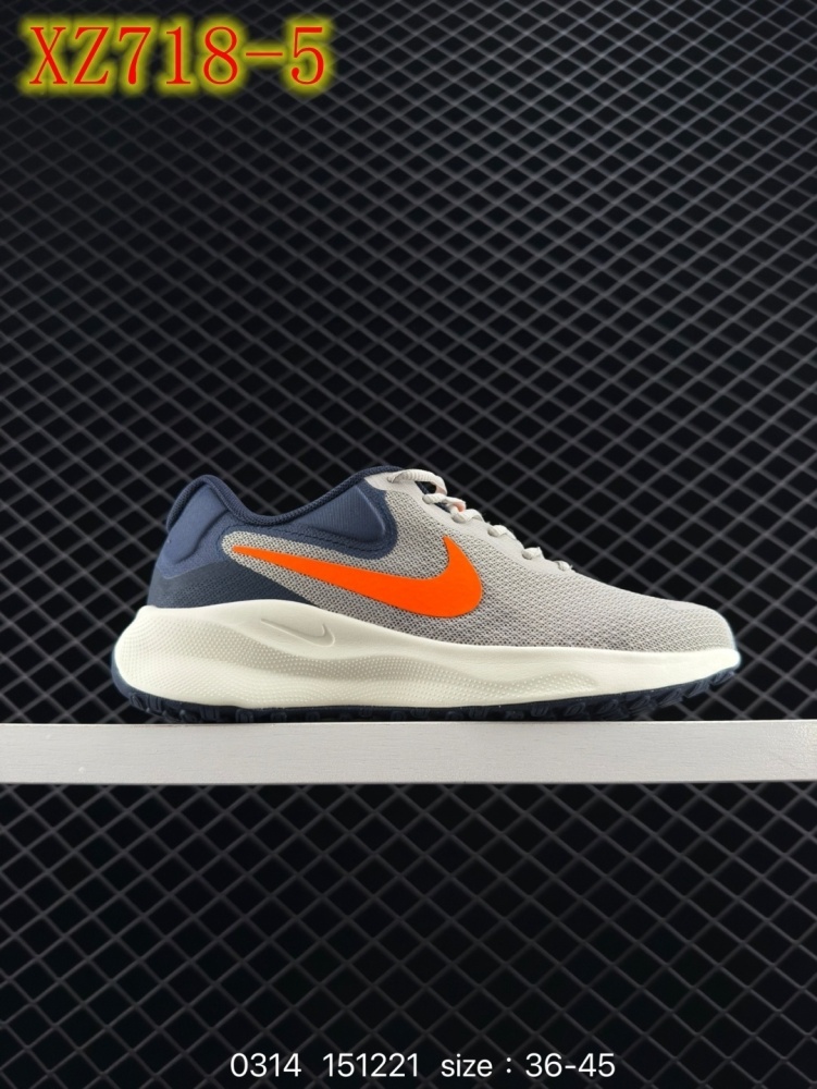 XZ718 Nike REVOLUTION7
