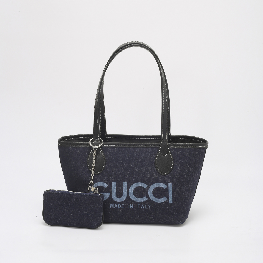 GUCCI Women's Shoulder Bag Shopping Bag