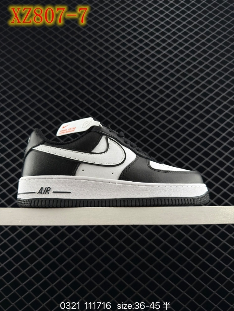 XZ807 Nike Air Force l' 07 Low\"White\/Light Grey"