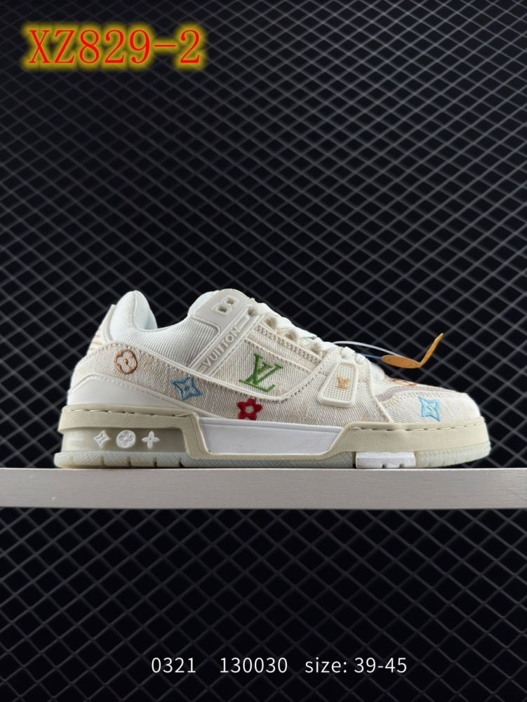 XZ829 Louis Vuitton Trainer Sneaker Low