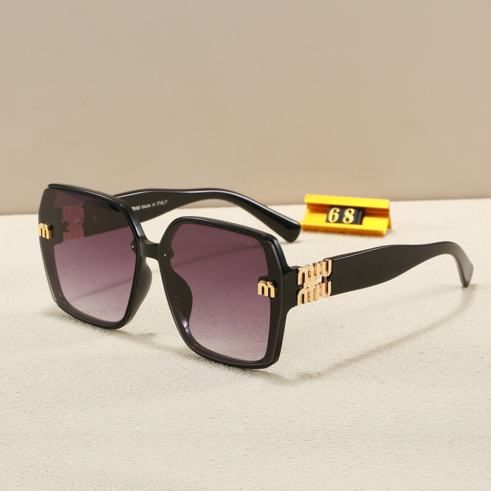 MIUMIU glasses with case 68