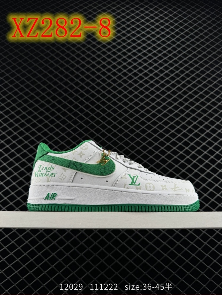 NIKE Air Force 1 Low