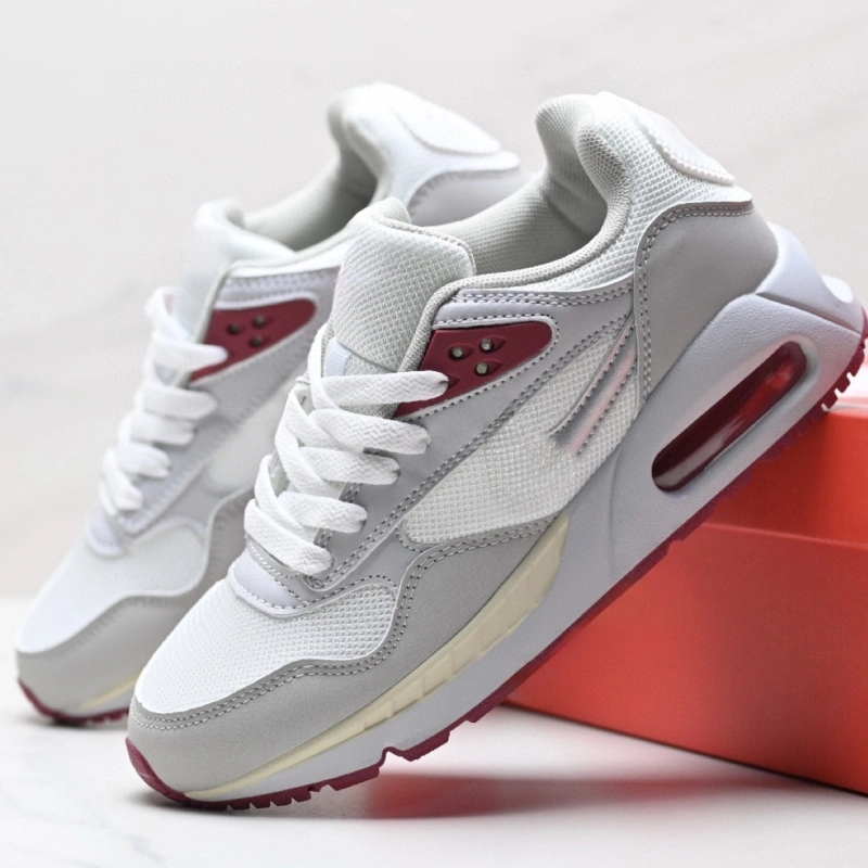 COrr With shoe box NIKE