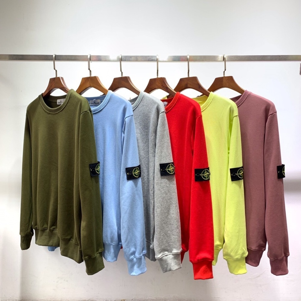 ST8104-1 Stone Island Hoodie