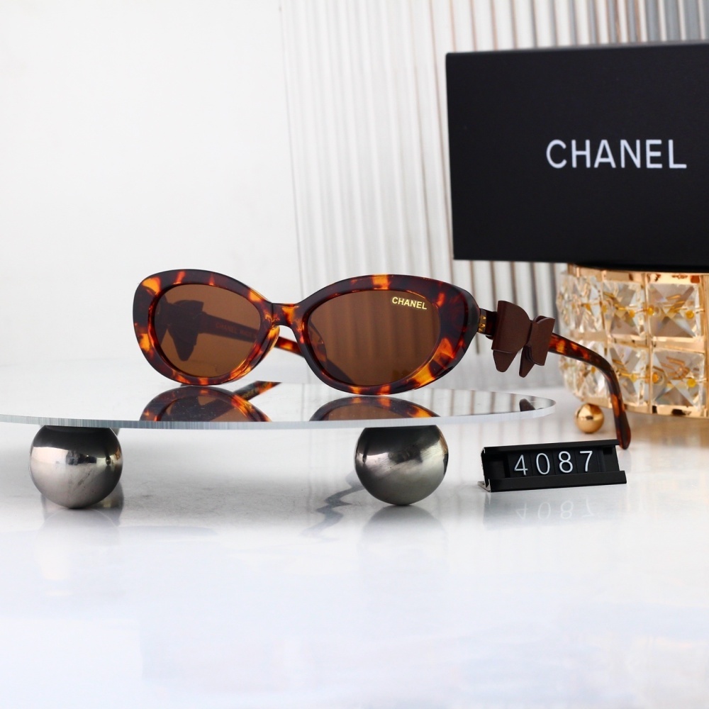 Chanel Made in Italy Bow Decorated Oval Frame Sunglasses
