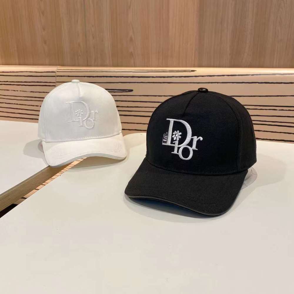 DIOR men's and women's baseball caps