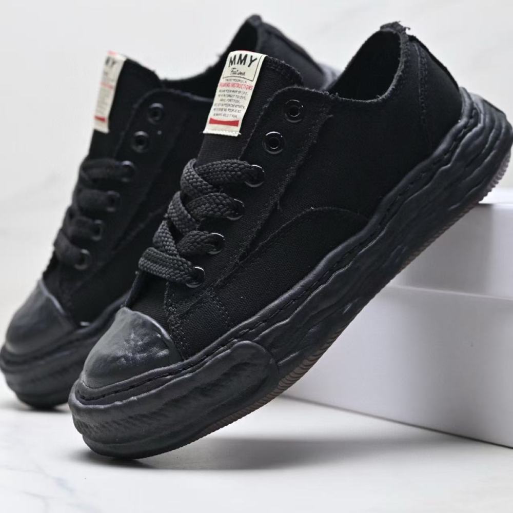 Maison MIHARA YASUHIRO Peterson OG Sole Canvas Low-Top Sneakers