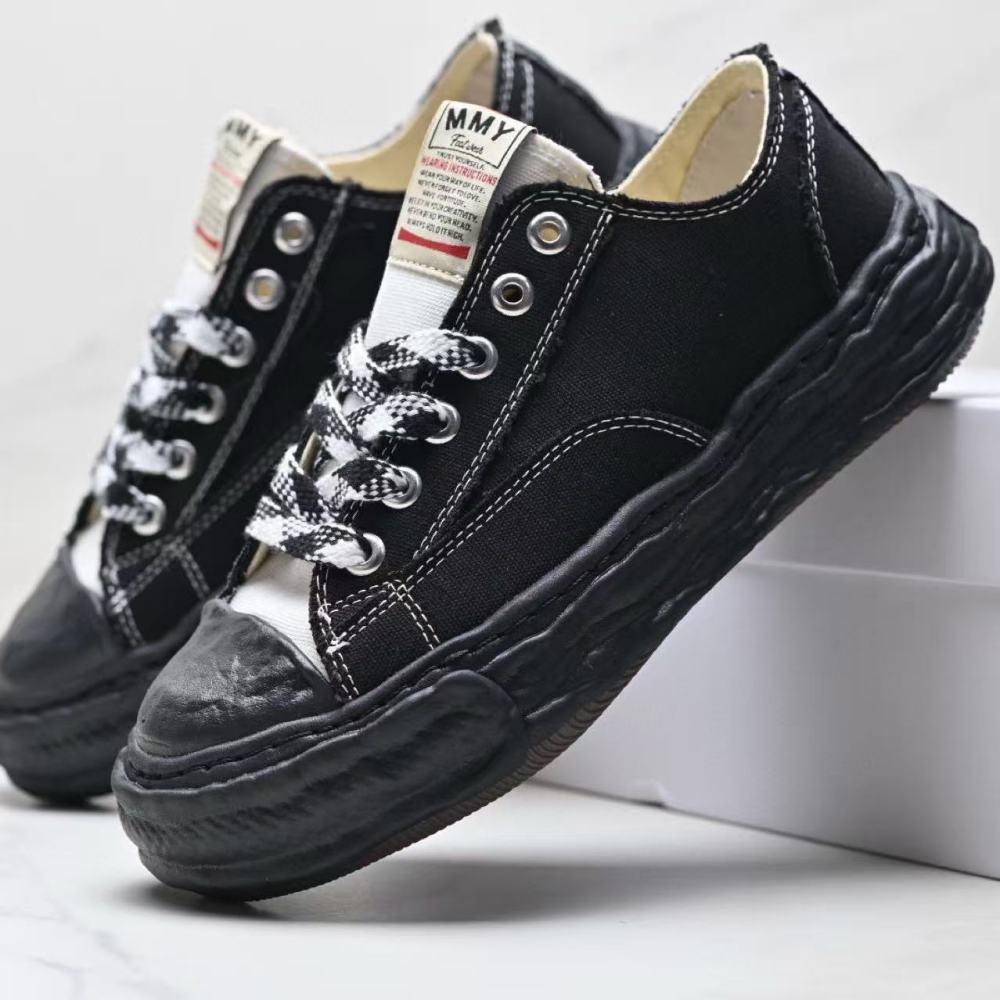 Maison MIHARA YASUHIRO Peterson OG Sole Canvas Low-Top Sneakers