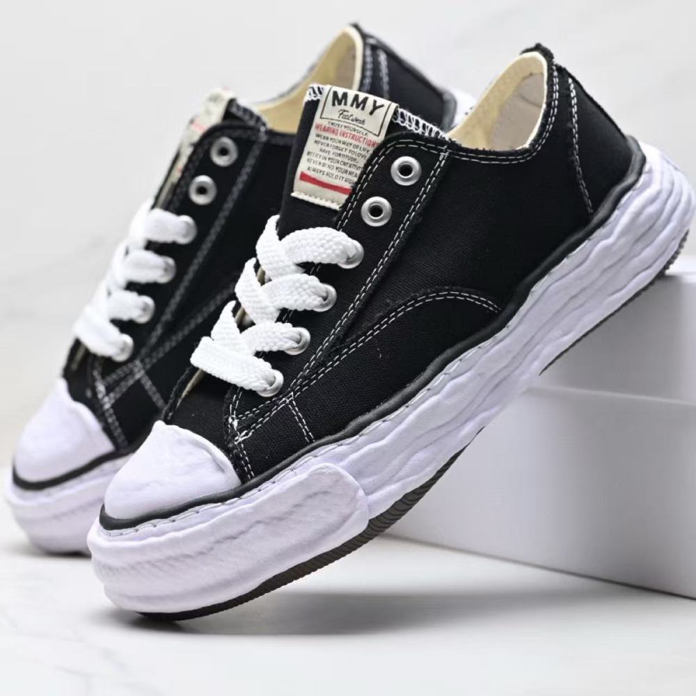 Maison MIHARA YASUHIRO Peterson OG Sole Canvas Low-Top Sneakers
