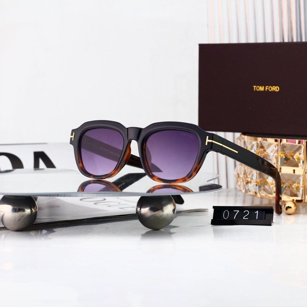 Tom Ford Signature T Accent Retro Square Eyeglasses 0721