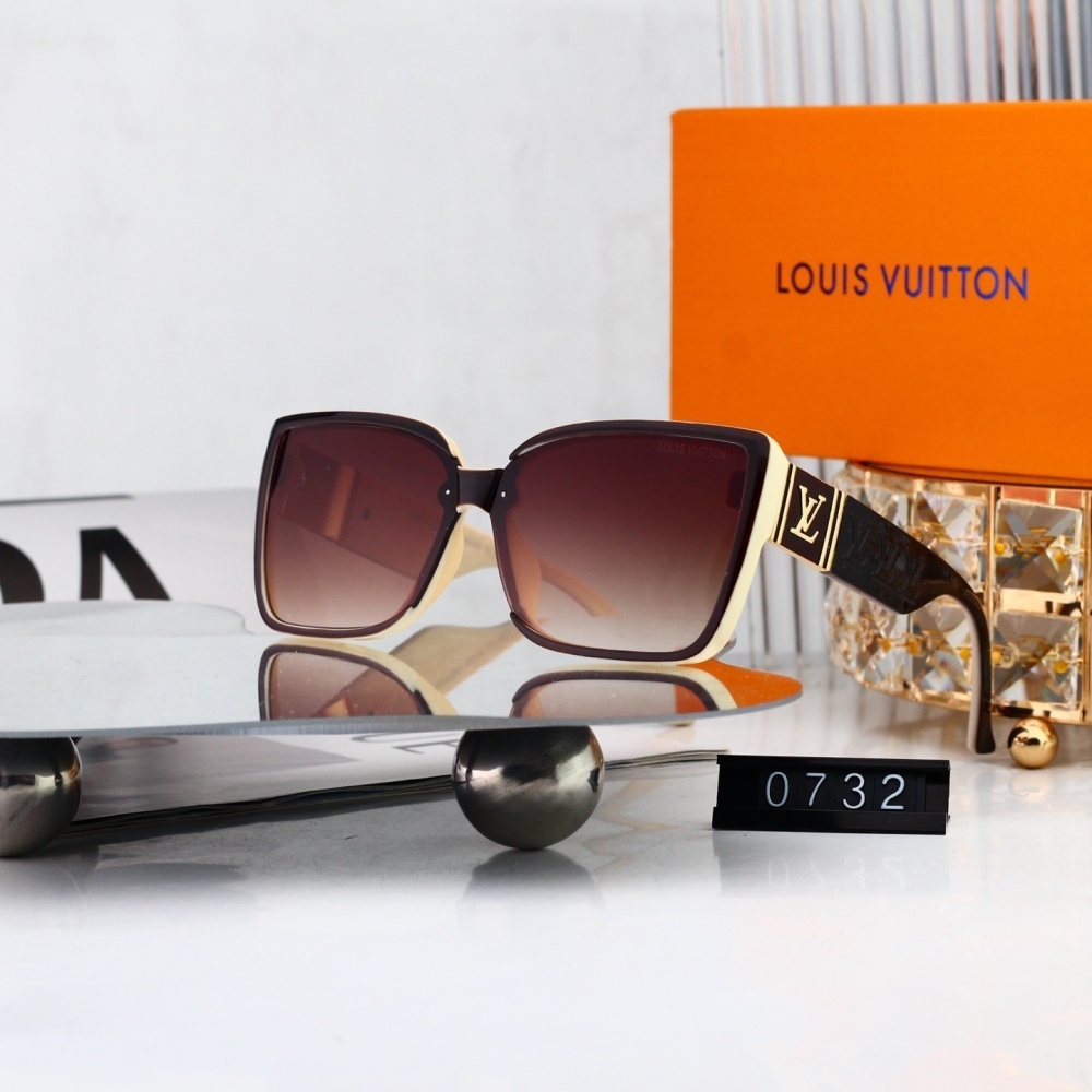 Louis Vuitton Signature LV Logo Retro Square Sunglasses for Men & Women 0732