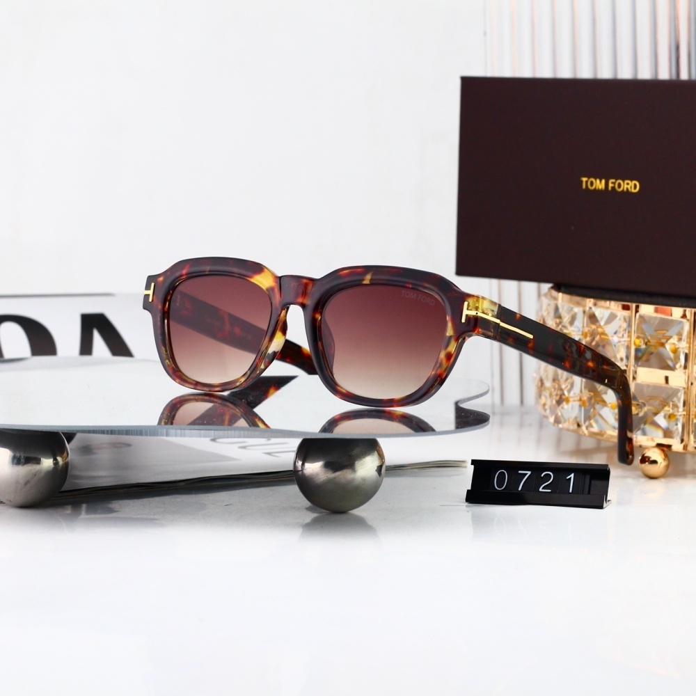 Tom Ford Signature T Accent Retro Square Eyeglasses 0721