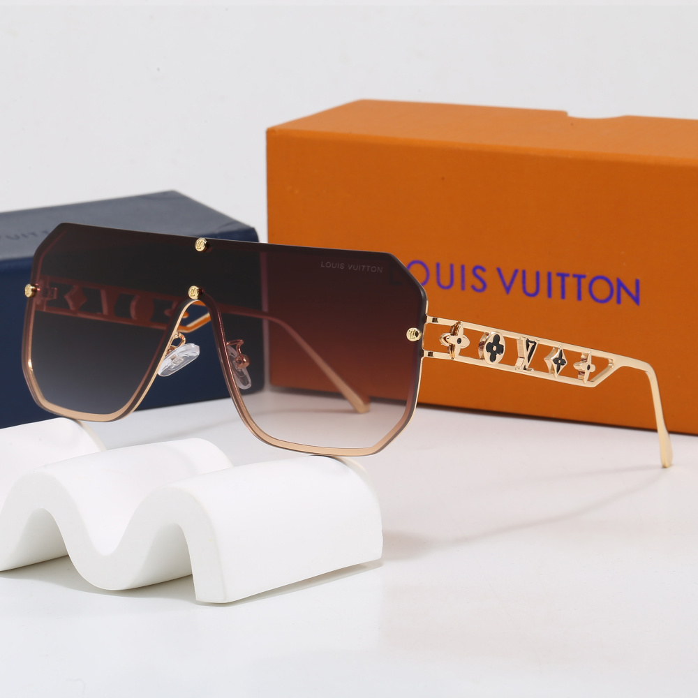Louis Vuitton Luxury Metal Frame Monogram Cutout UV Protection Sunglasses 17600