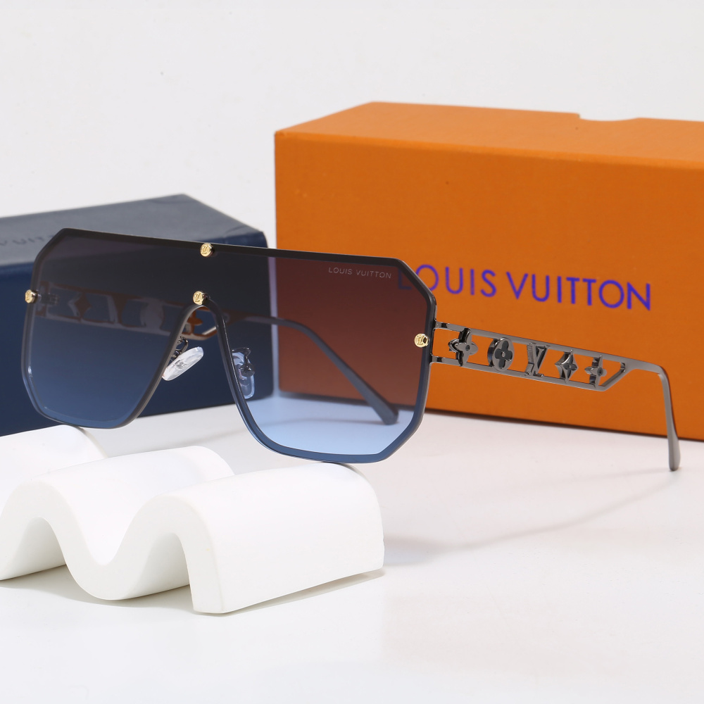 Louis Vuitton Luxury Metal Frame Monogram Cutout UV Protection Sunglasses 17600