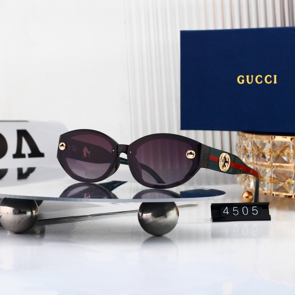 Gucci Women's/Men's Retro Oval Sunglasses with Web Detail