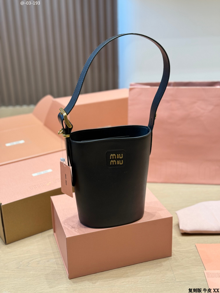 Miu Miu Minimalist Luxury Leather Bucket Handbag
