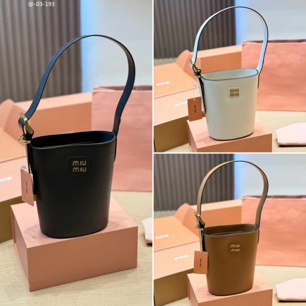 Miu Miu Minimalist Luxury Leather Bucket Handbag