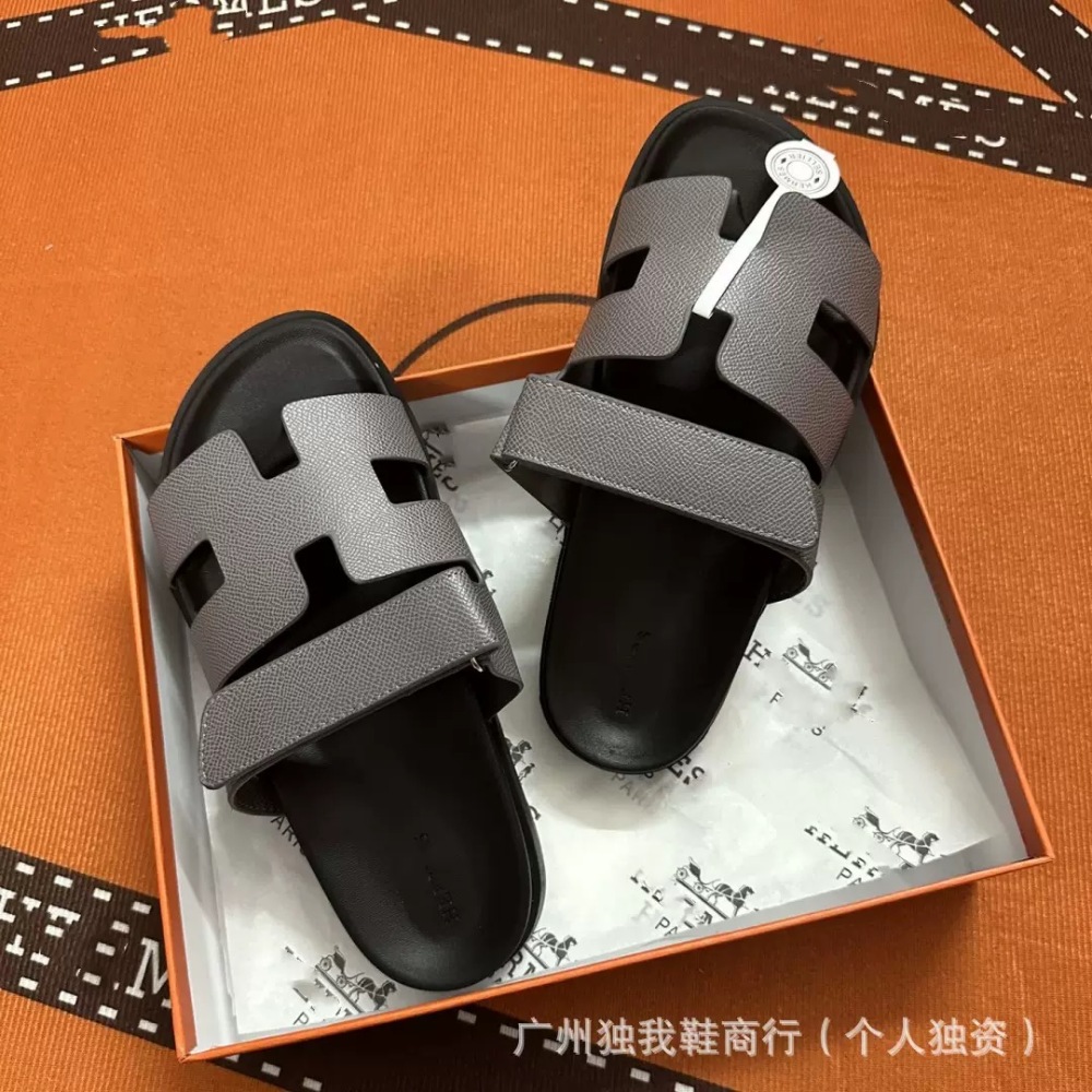 Hermès Unisex Chypre Sandals (Uncle Two Sandals)