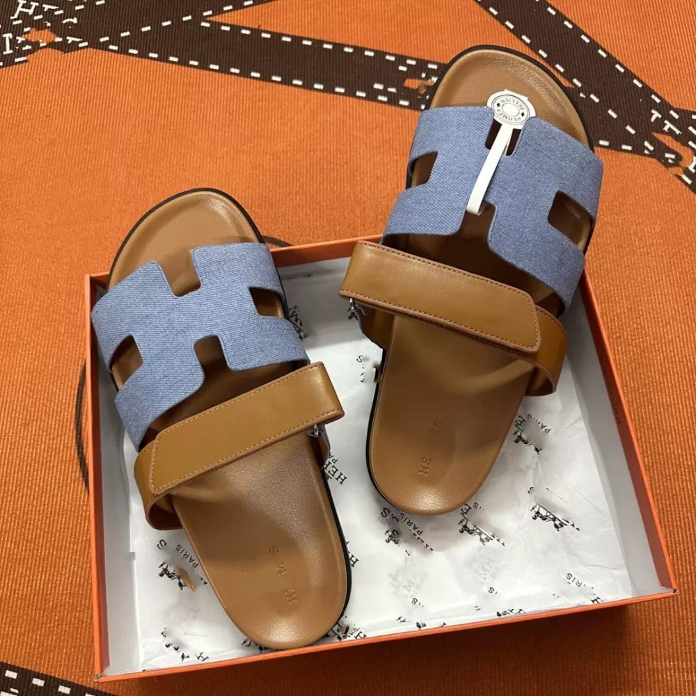 Hermès Unisex Chypre Sandals (Uncle Two Sandals)