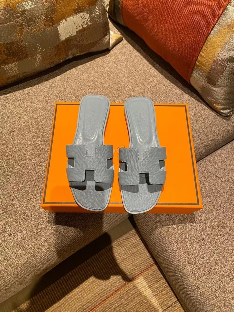 Hermès Oran Sandals Collection