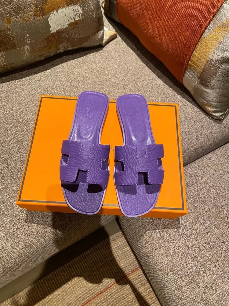 Hermès Oran Sandals Collection
