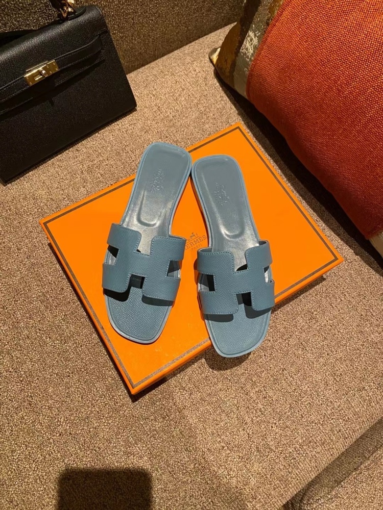 Hermès Oran Sandals Collection