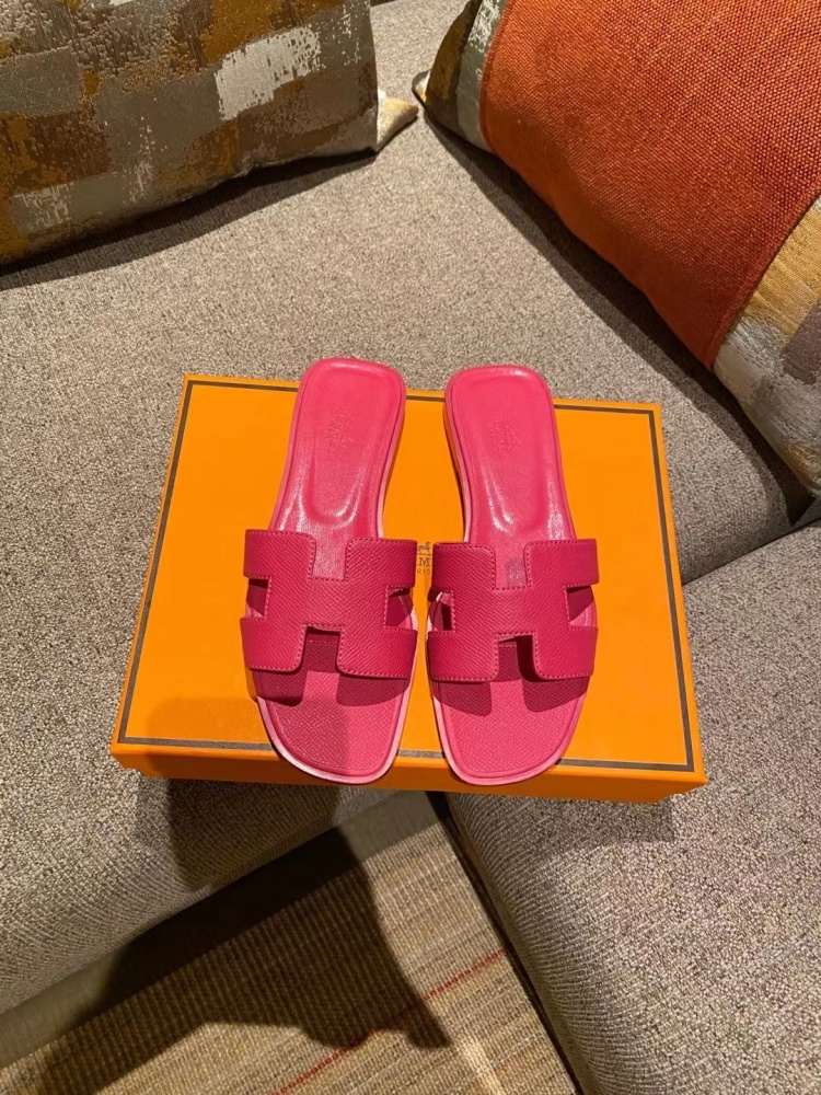 Hermès Oran Sandals Collection