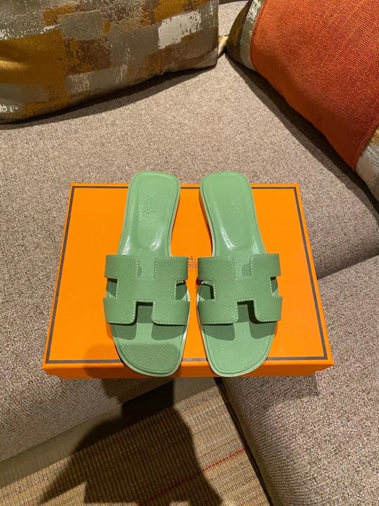 Hermès Oran Sandals Collection
