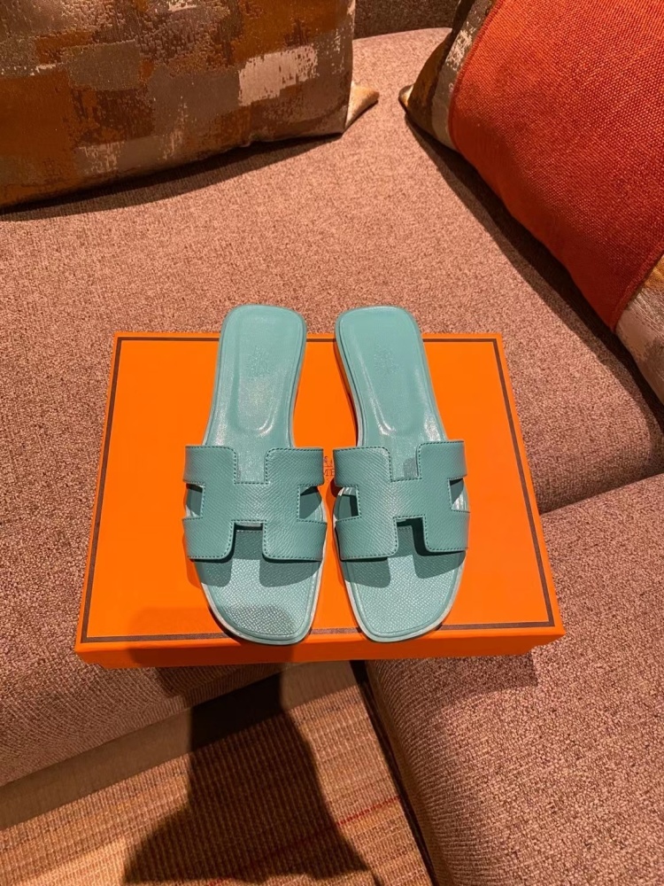 Hermès Oran Sandals Collection